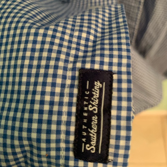 Crown & Ivy XL Classic Fit Navy and White Checker Print Button Down - Picture 4 of 6